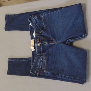 Hollister Women's Super Skinny Jeans* Dark Wash* Size 5S* Excellent Used Cond*
